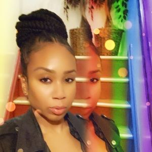 Meet your Posher, Diana